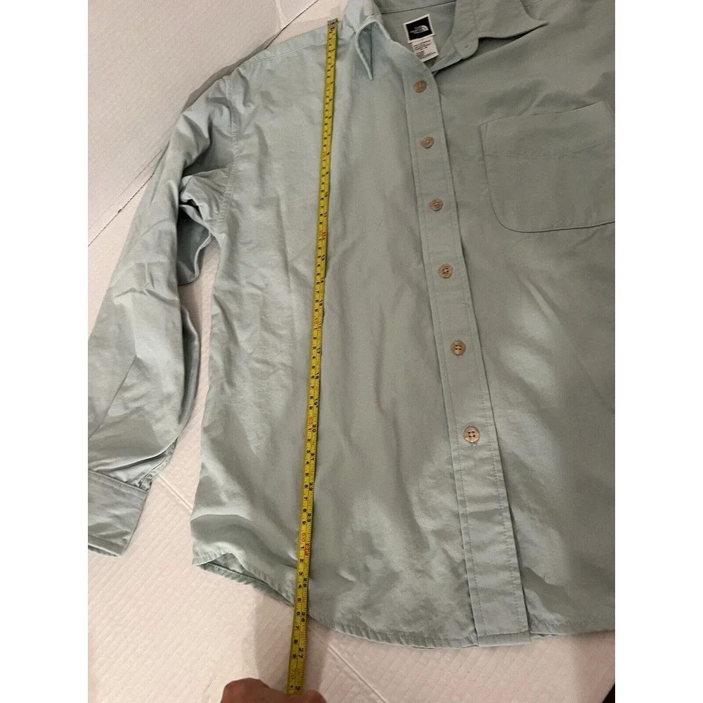 The North Face Men's Long Sleeve Button Up Shirt RN# 61661 CA#30516-Sz Small‎